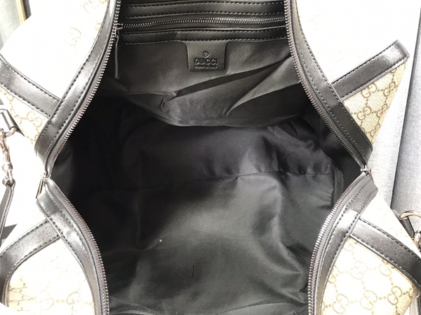 激安グッチバッグコピー着用イメージ